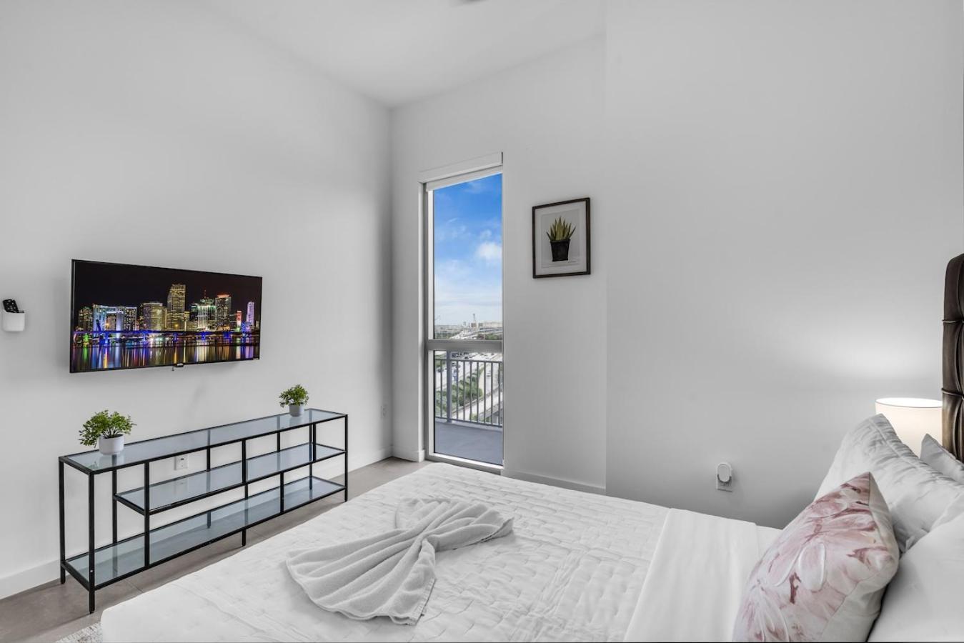 Urban Escape 3 Bed Unit Near Brickell And Wynwood Appartement Miami Buitenkant foto
